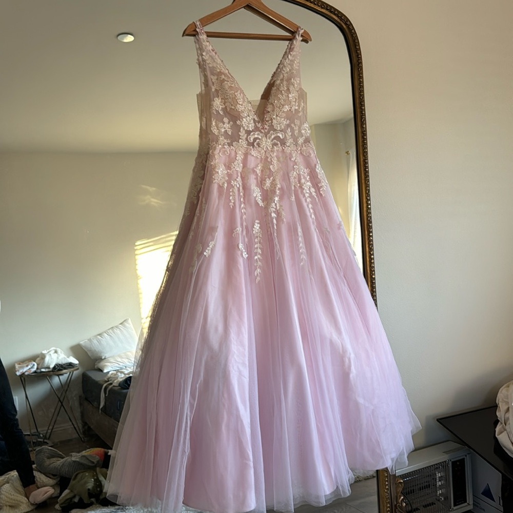 Pink lace floral tulle prom/quincenera gown size 8